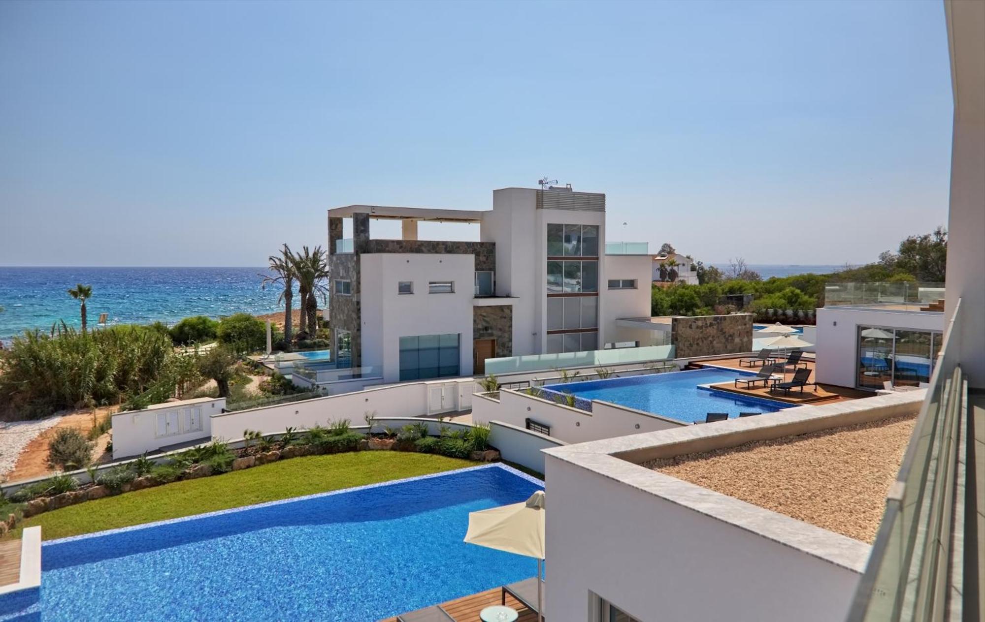 Beachfront Luxury Villa Idania Ayía Nápa Extérieur photo