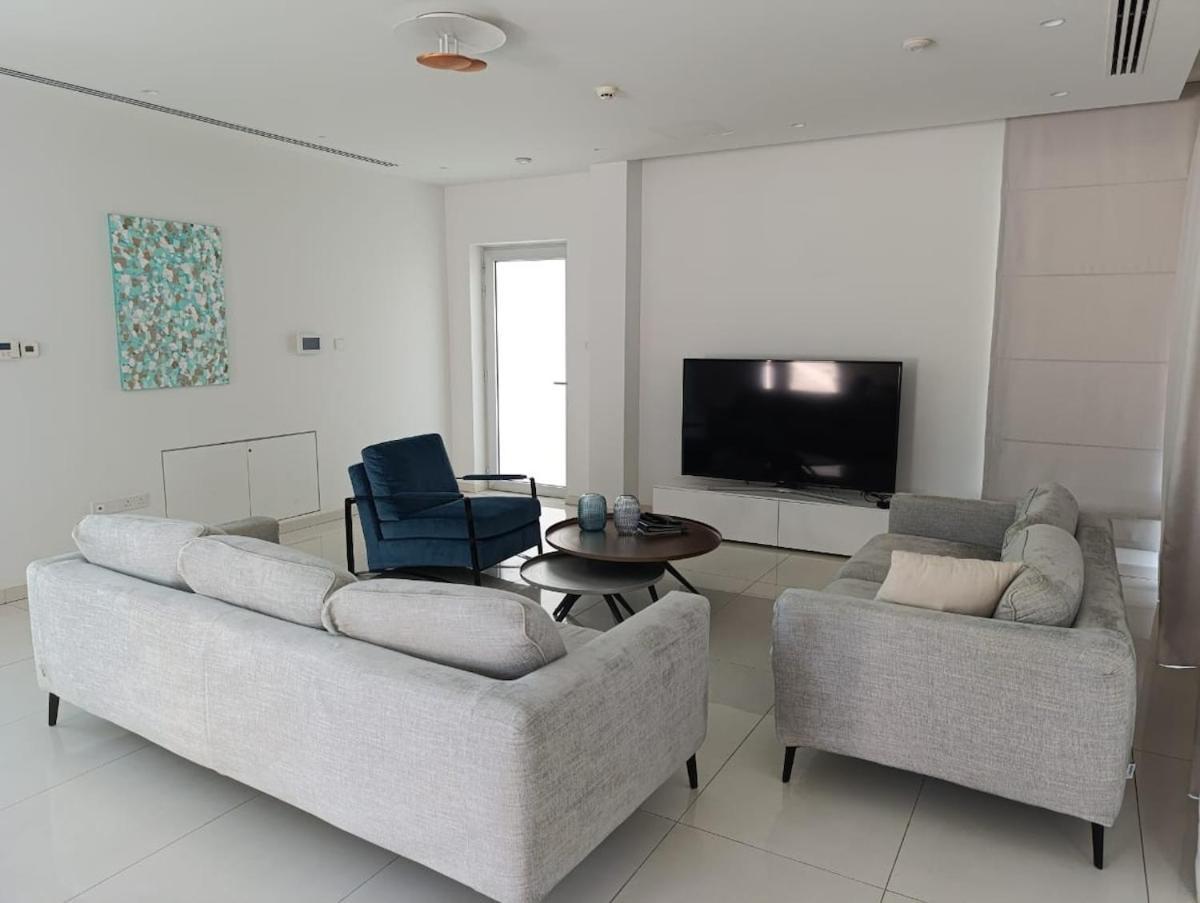 Beachfront Luxury Villa Idania Ayía Nápa Extérieur photo
