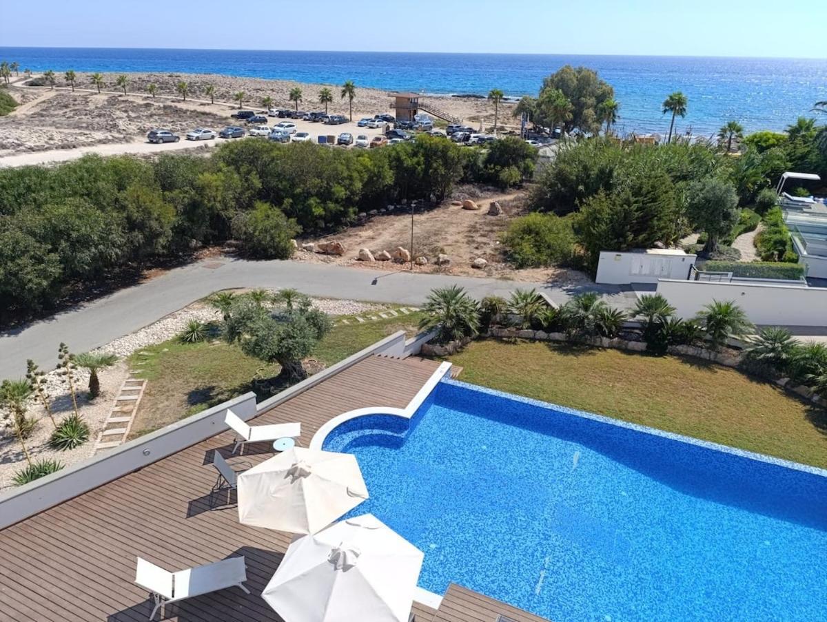 Beachfront Luxury Villa Idania Ayía Nápa Extérieur photo