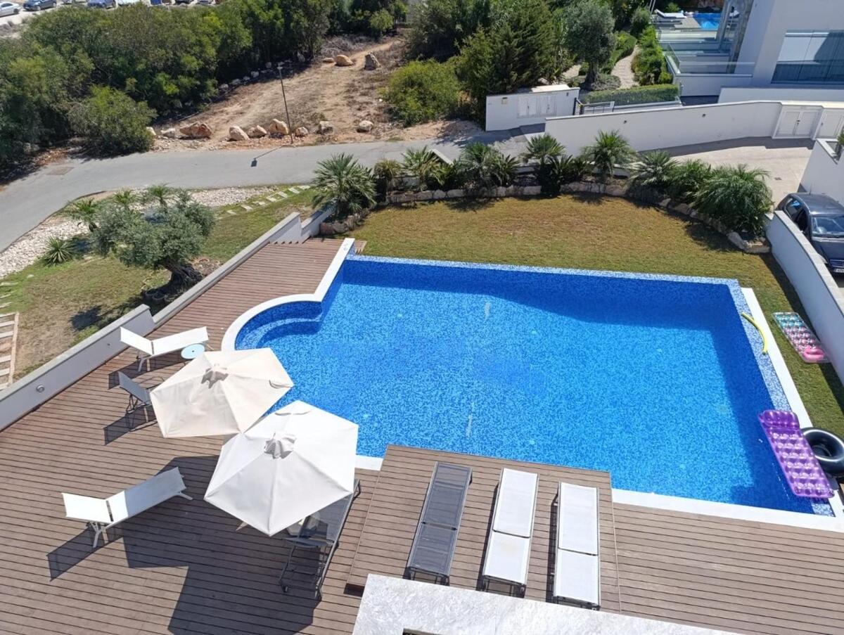 Beachfront Luxury Villa Idania Ayía Nápa Extérieur photo
